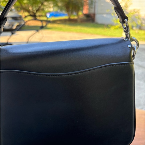 COACH Cassie 19 With Rivets Crossbody Bag EUC  CU031 - Picture 2 of 15